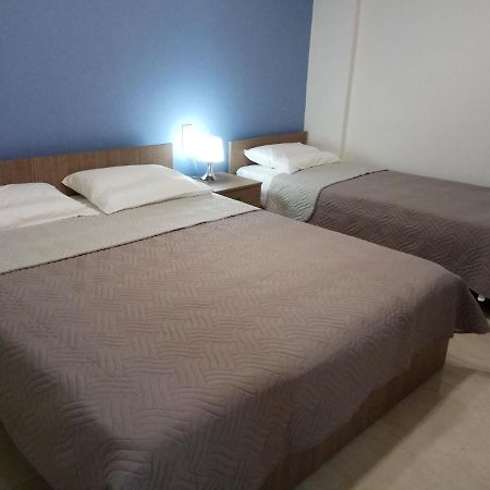 Zea Waves Apartments Kasztrí Kültér fotó