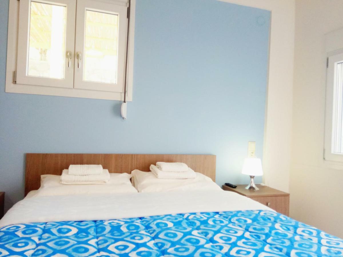 Zea Waves Apartments Kasztrí Kültér fotó